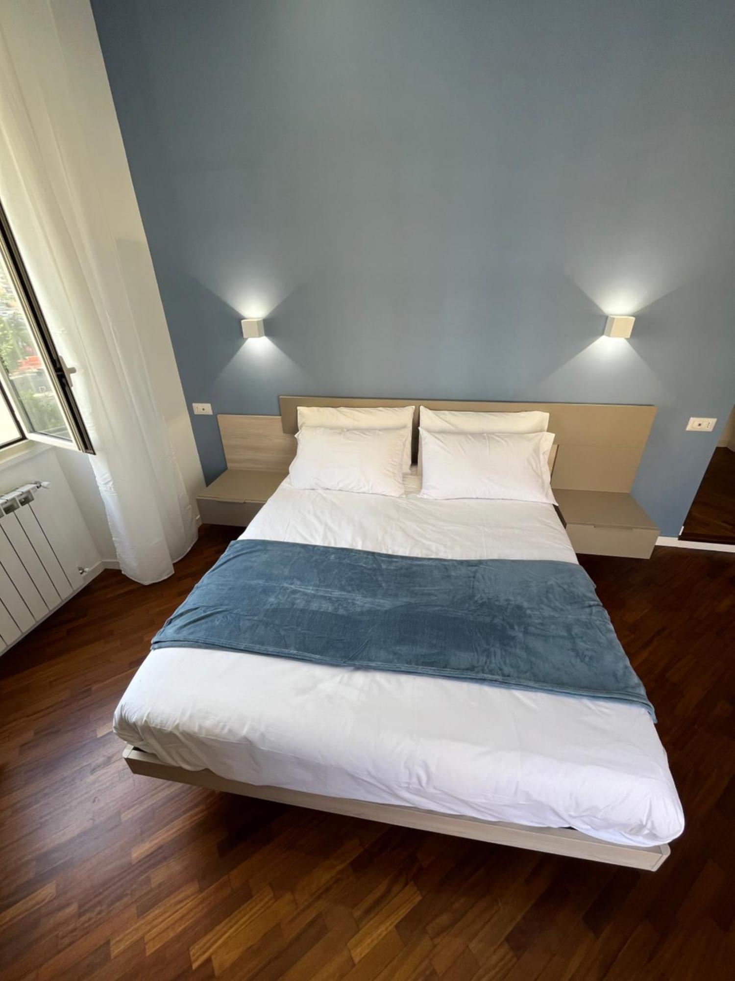 Maison Grimaldi Naples Luaran gambar