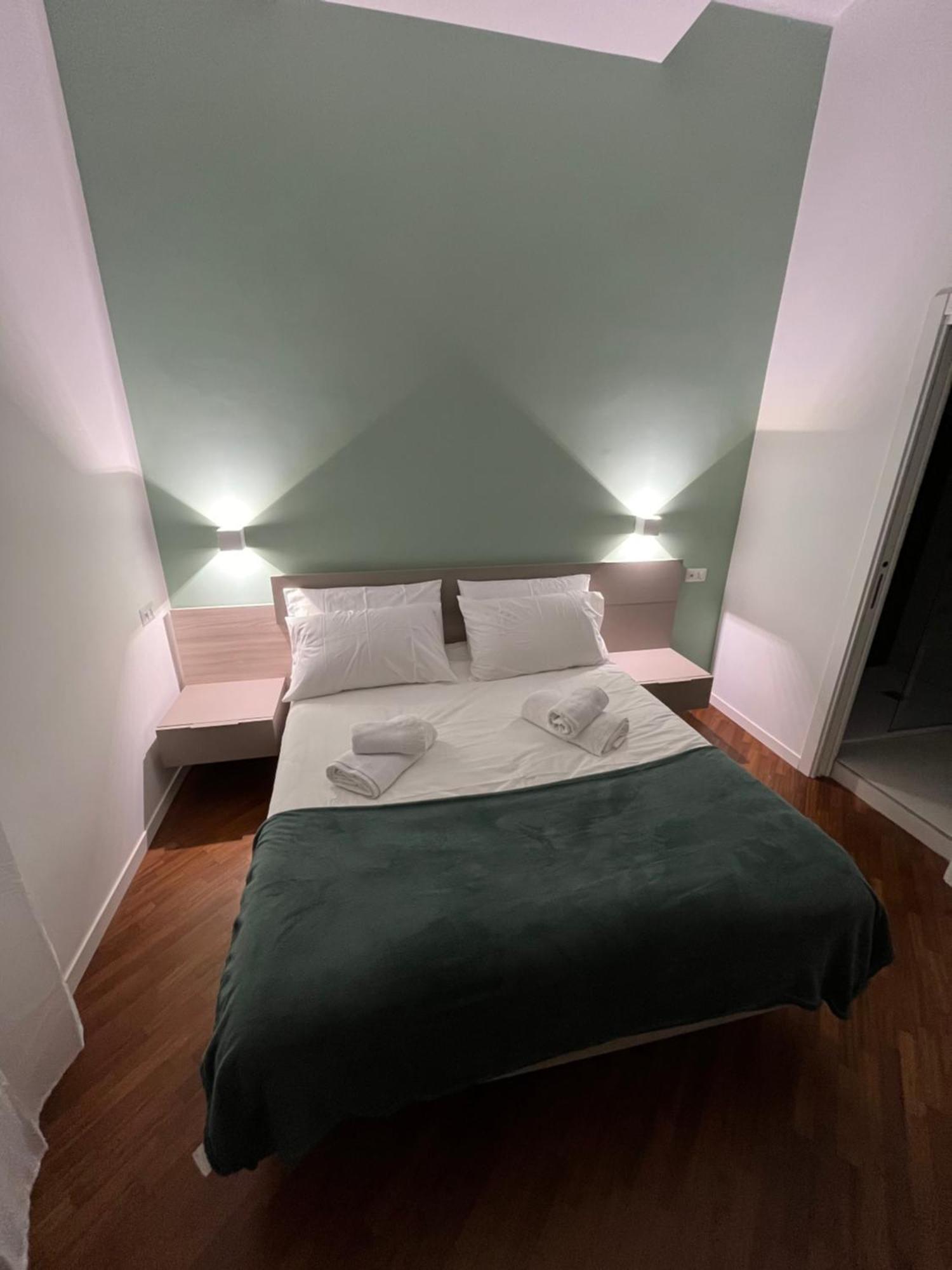 Maison Grimaldi Naples Luaran gambar