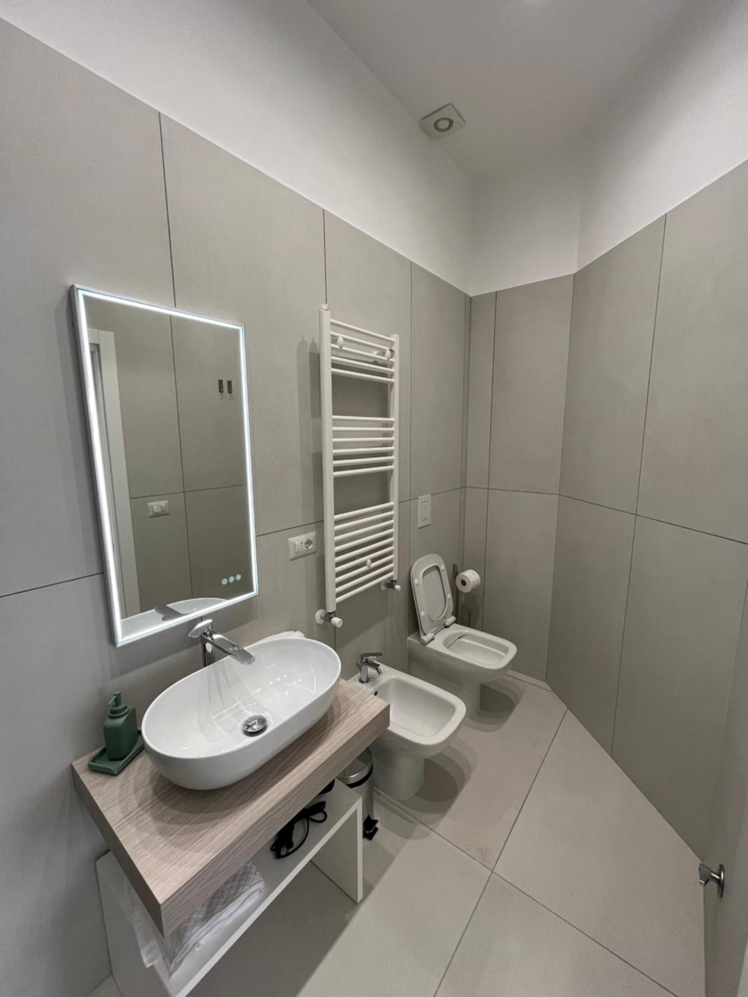 Maison Grimaldi Naples Luaran gambar