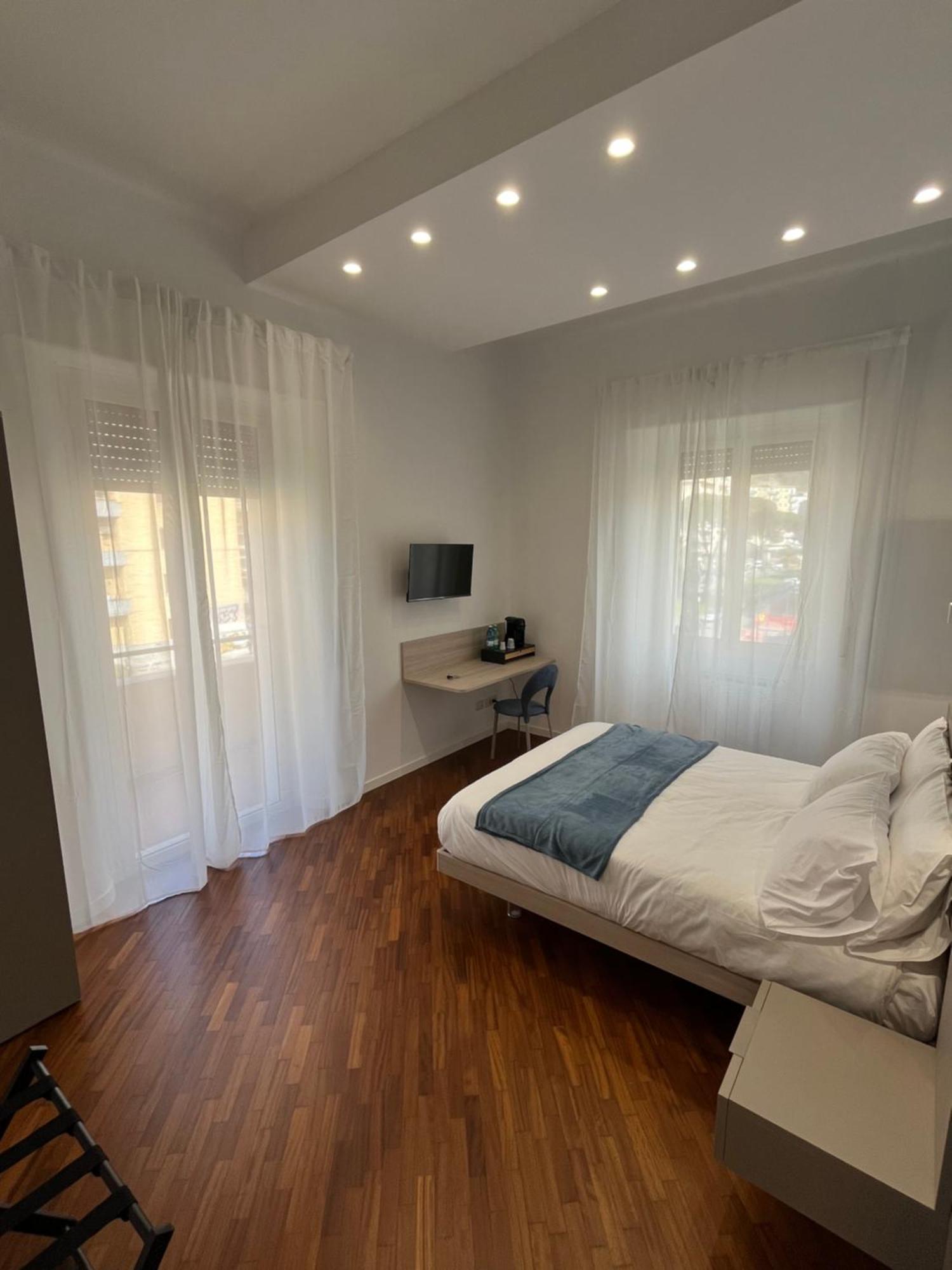 Maison Grimaldi Naples Luaran gambar